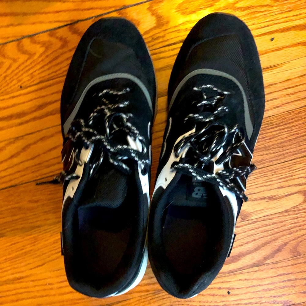 Men’s black size 11 New Balance